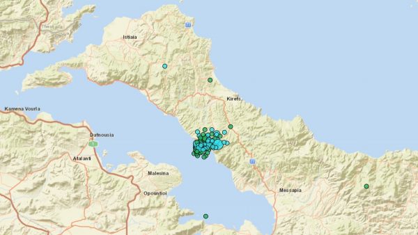 Τρεις σεισμικές δονήσεις το βράδυ στην Εύβοια
