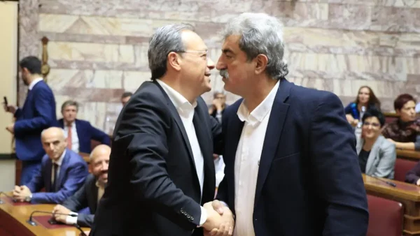 Ο Παύλος Πολάκης ζητά την παραίτηση του Σωκράτη Φάμελλου και διεκδικεί την προεδρία του ΣΥΡΙΖΑ