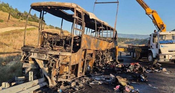 Τραγωδία στην Τουρκία: Οκτώ νεκροί από φωτιά σε λεωφορείο - Ανάμεσά τους ένα μωρό 9 μηνών