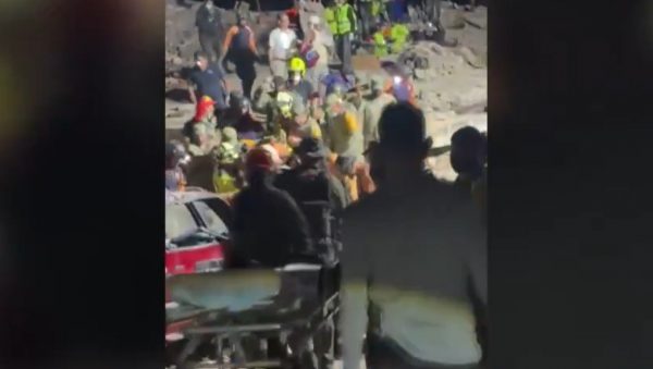Συγκλονιστική διάσωση στη Βενεζουέλα: 11χρονος εντοπίστηκε ζωντανός 3 ημέρες μετά τους φονικούς σεισμούς