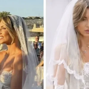 Η Σίλια Κριθαριώτη αποκάλυψε το πρώτο νυφικό που φορούσε η Αθηνά Οικονομάκου στον κρυφό γάμο της στην Πλάκα