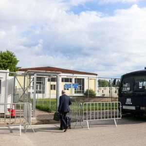 Δίκη για Τέμπη: Απορρίφθηκαν τα αιτήματα για την τηλεοπτική κάλυψη και την εμφάνιση των κατηγορούμενων