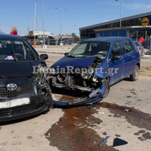 Λαμία: Μεθυσμένος οδηγός «πέταξε» πάνω από νησίδα και έπεσε πάνω σε άλλο αυτοκίνητο (ΒΙΝΤΕΟ-ΦΩΤΟ)