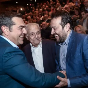 Ο Παππάς ζήτησε από τον Φάμελλο να επικοινωνήσει με Τσίπρα – Η απάντηση του προέδρου του ΣΥΡΙΖΑ