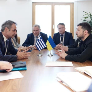 Τετ α τετ Μητσοτάκη-Ζελένσκι στις Βρυξέλλες: Στο τραπέζι η αμυντική συνεργασία, συζήτησαν για το συμβάν με το ουκρανικό drone στη Λευκάδα