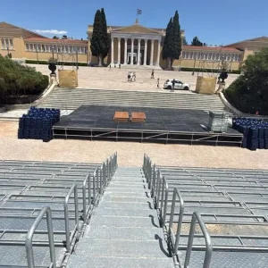 Ζάππειο: Ξήλωσαν μέσα σε λίγες ώρες το αμφιθέατρο που στήθηκε για το «Φεστιβάλ Ολυμπίων» – Ακυρώθηκαν οι εκδηλώσεις