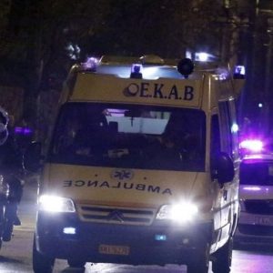 Αιματηρή συμπλοκή, μετά τα μεσάνυχτα, στη Λάρισα – Δύο ανήλικοι στο νοσοκομείο