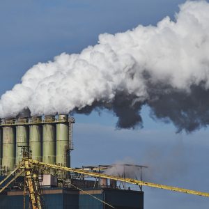 Το φυσικό αέριο μια «ανάσα» από τα 50 ευρώ με φόντο τα «σύννεφα» του πολέμου στο Ιράν
