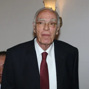 Σήμερα το μεσημέρι το τελευταίο αντίο στον Βασίλη Λεβέντη
