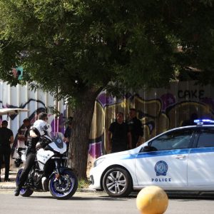 Σε γυναίκα ανήκει η σορός που βρέθηκε σε βαλίτσα στην Κυψέλη: Είναι σε προχωρημένη σήψη, φορούσε σορτσάκι