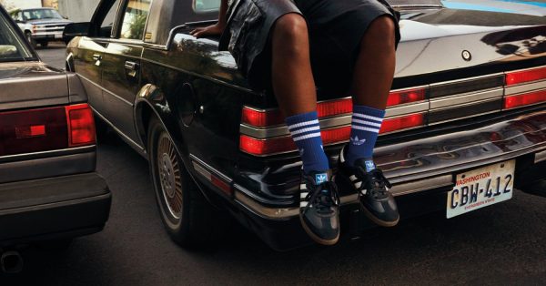 Adidas sneakers γυναικεία για δραστήριο ελληνικό καλοκαίρι 2026