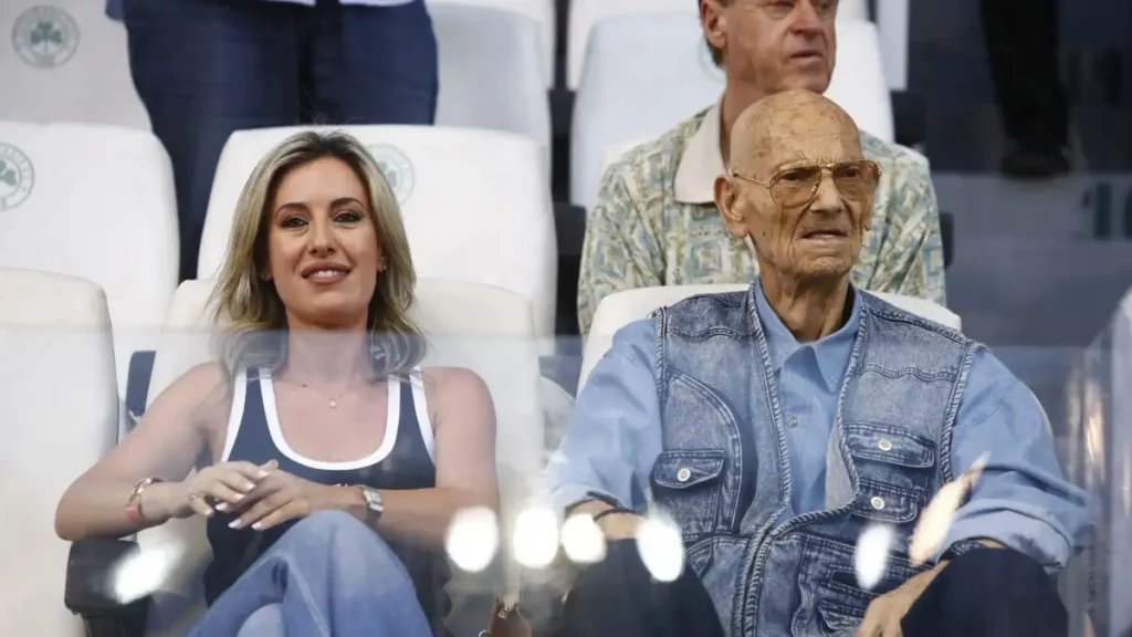 Ο θρυλικός Αντώνης Αντωνιάδης στη Λεωφόρο για το φιλικό Παναθηναϊκός – Γκρασχόπερς