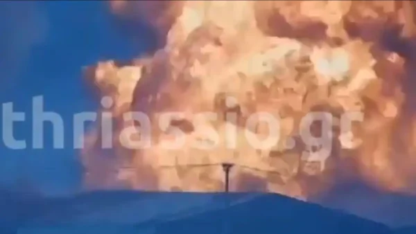 Φωτιά στον Ασπρόπυργο: Βίντεο ντοκουμέντο με την έκρηξη σε επιχείρηση με τα ανταλλακτικά
