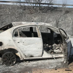 Φωτιά στο Ωραιόκαστρο: Το αυτοκίνητο του 76χρονου από το οποίο ξεκίνησε η πυρκαγιά -Ο οδηγός ομολόγησε ότι την προκάλεσε [βίντεο]