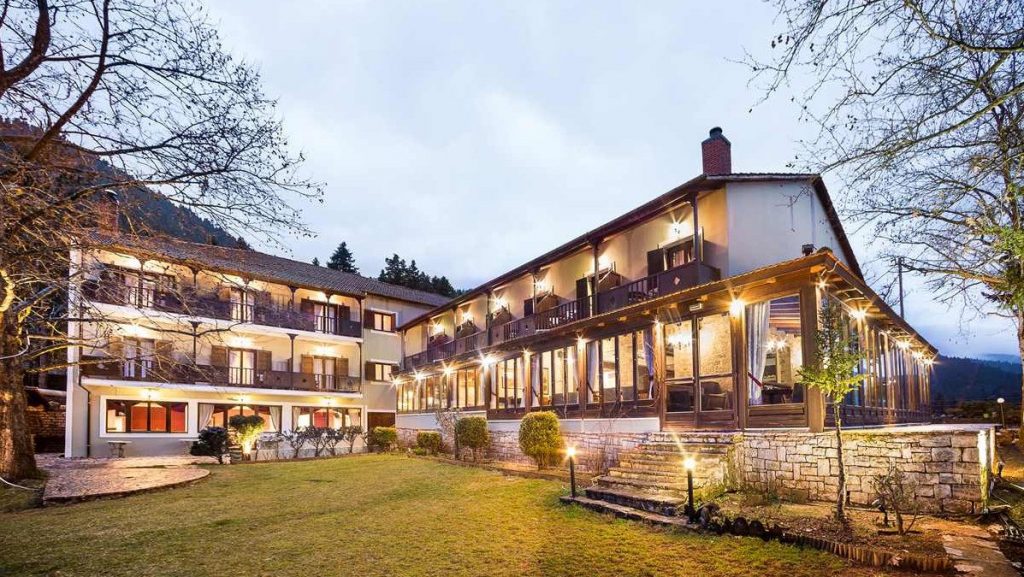 Το ξενοδοχείο Country Club στο Καρπενήσι αναζητά υπεύθυνο ξενοδοχείου