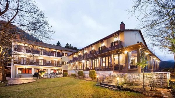 Το ξενοδοχείο Country Club στο Καρπενήσι αναζητά υπεύθυνο ξενοδοχείου