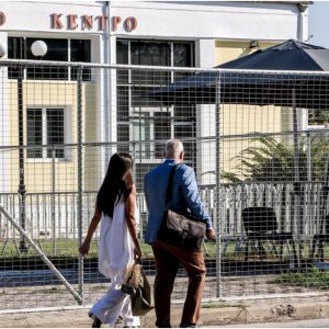 Συνεχίζεται η δίκη για την τραγωδία των Τεμπών με τις αγορεύσεις των συνηγόρων υπεράσπισης