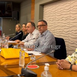 Με παζάρι κι άλλα 11 θέματα η 19η τακτική συνεδρίαση του Δημοτικού Συμβουλίου Λαμιέων