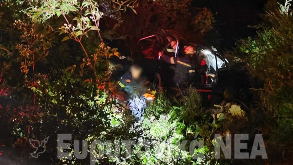 Σοβαρό τροχαίο με εκτροπή αυτοκινήτου σε ρέμα στο δρόμο για Προυσσό