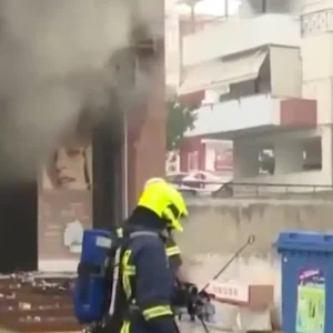 Θεσσαλονίκη: Φωτιά σε υπόγειο φαρμακείου στον Εύοσμο – Πρόλαβε να βγει η φαρμακοποιός