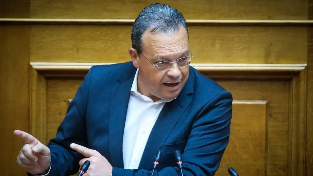 Ο Σωκράτης Φάμελλος ανεξαρτητοποιήθηκε από τον ΣΥΡΙΖΑ