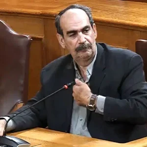 Τον Φεβρουάριο η δίκη του Γιώργου Ξυλούρη για «το δικαίωμα σιωπής» στην Εξεταστική για τον ΟΠΕΚΕΠΕ