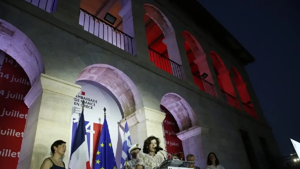 Εκδήλωση της Γαλλικής πρεσβείας για την ημέρα της Βαστίλης: «Η ελληνογαλλική στρατηγική σχέση αποτελεί συμμαχία προσανατολισμένη στο μέλλον» είπε η πρέσβης Laurence Auer