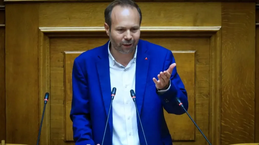 «Μπαράζ» παραιτήσεων στον ΣΥΡΙΖΑ: Εκτός Κοινοβουλευτικής Ομάδας και ο Γιώργος Ψυχογιός