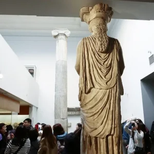 Γλυπτά του Παρθενώνα: Υπέρ της επιστροφής τους στην Ελλάδα ο νέος πρωθυπουργός της Βρετανίας, Άντι Μπέρναμ