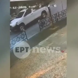 Φωτιά στο παλιό κτίριο του Μπάντμιντον στο Γουδί: Το βίντεο ντοκουμέντο που «έκαψε» τους τρεις συλληφθέντες