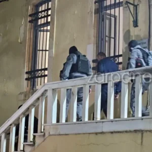 Πάνω από 6 ώρες απολογούνταν ο ιατροδικαστής των Χανίων για τις «πειραγμένες» εκθέσεις - Αφέθηκε ελεύθερος με όρους