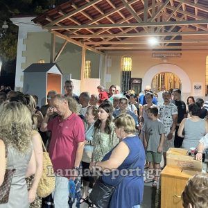 Πανηγυρίζει το εκκλησάκι της Αγίας Παρασκευής στην Ταράτσα