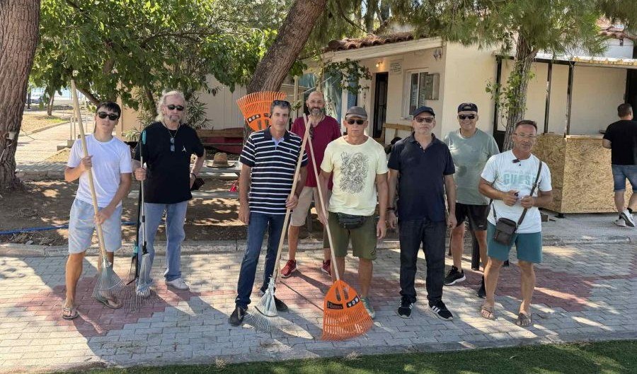 Πραγματοποιήθηκε εθελοντικός καθαρισμός στην παραλία της Σκάλας Αταλάντης