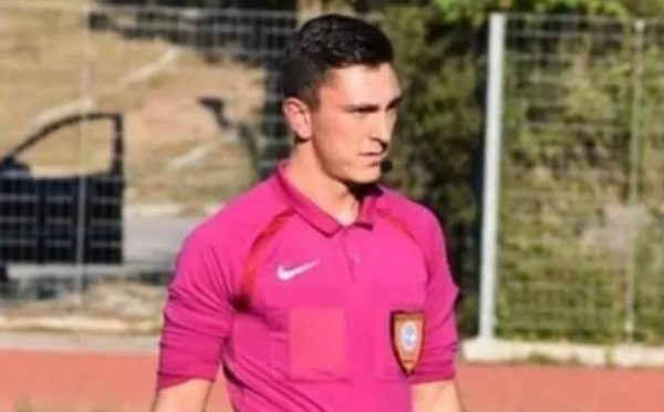 Λαμιώτης γιατρός και διαιτητής έσωσε γυναίκα από πνιγμό