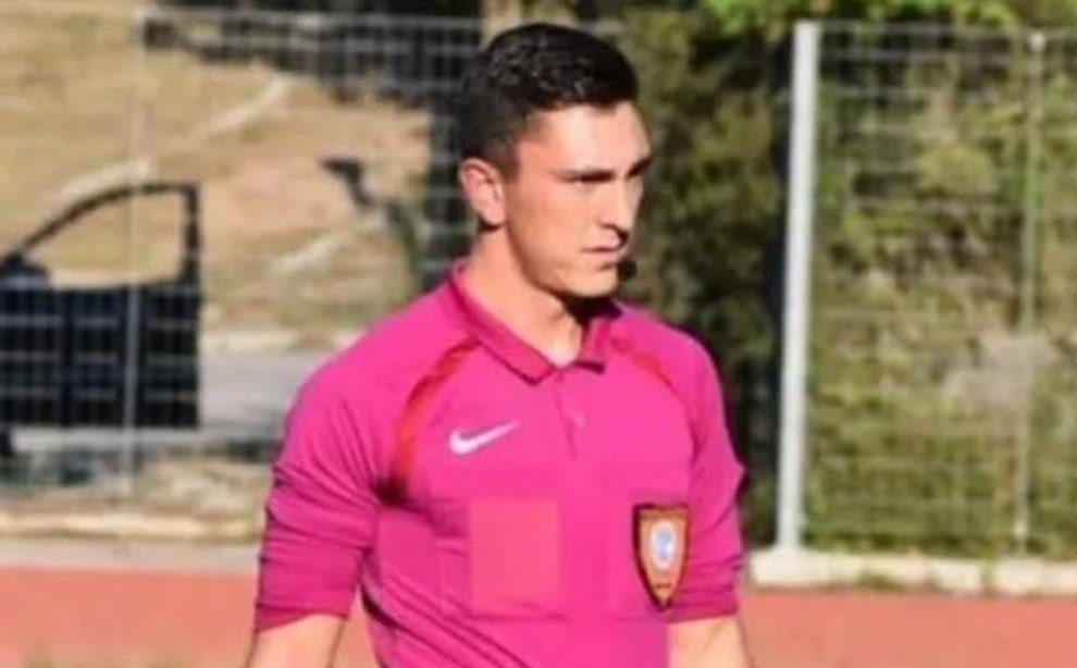Λαμιώτης γιατρός και διαιτητής έσωσε γυναίκα από πνιγμό