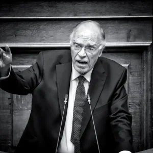 Πέθανε ο Βασίλης Λεβέντης σε ηλικία 75 ετών