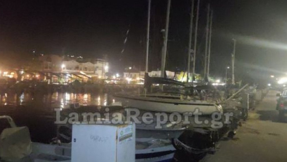 Ράχες: Μεθυσμένος αλλοδαπός παρενόχλησε ανήλικες στο λιμάνι - Τα δύο κορίτσια έπεσαν στη θάλασσα