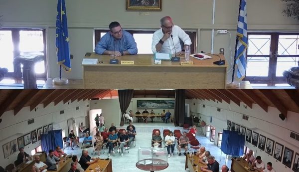 Το νέο Προεδρείο και Δημοτική Επιτροπή του Δήμου Στυλίδας (ΒΙΝΤΕΟ)