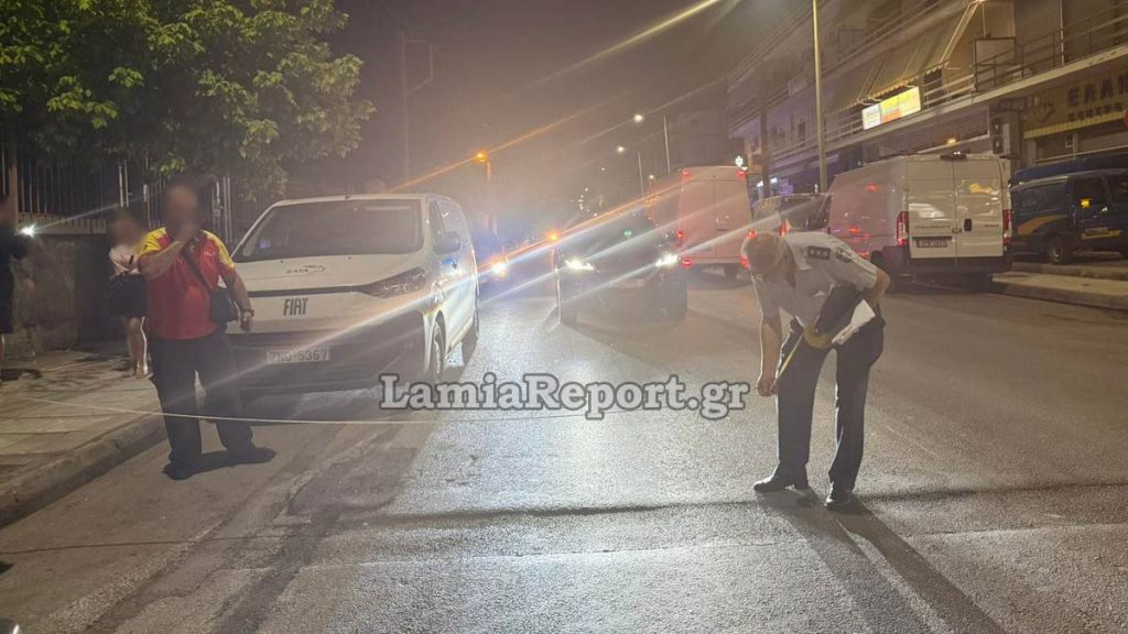 Λαμία: Σοβαρό τροχαίο με δύο μηχανάκια που συγκρούστηκαν μεταξύ τους - Διασωληνώθηκε ο ένας οδηγός