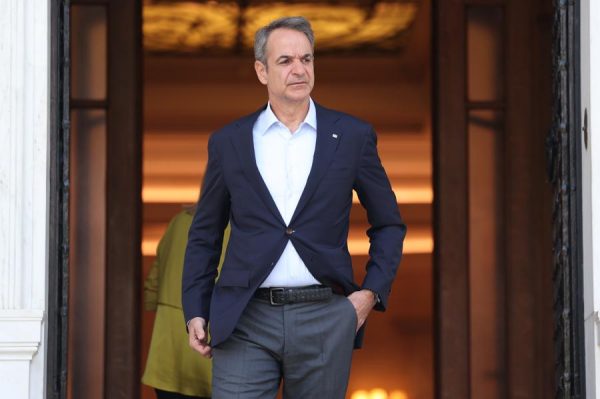 Γιατί ο Μητσοτάκης πηγαίνει σε εκλογές το 2027: Η συσπείρωση ψηφοφόρων και η στρατηγική εξάντλησης των αντιπάλων