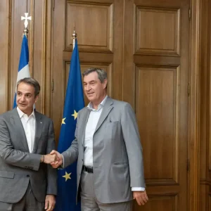 Συνάντηση Μητσοτάκη με τον πρωθυπουργό της Βαυαρίας: Το βλέμμα στην τεχνολογία και την οικονομία
