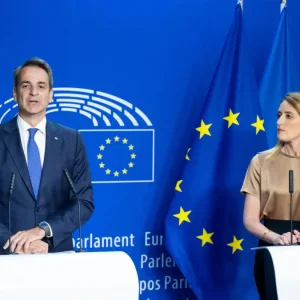 Live η συζήτηση Μητσοτάκη – Μέτσολα στο Economist