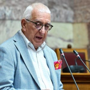 Φουντώνουν τα σενάρια πρόωρων εκλογών μετά τις δηλώσεις Κακλαμάνη - "Μπορεί να είναι θεραπεία στην πολιτική τοξικότητα"