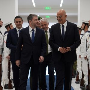 Συνάντηση Δένδια - Ανδρουλάκη: Τα θέματα Άμυνας δεν είναι ιδιοκτησία καμίας κυβέρνησης ή κόμματος, είπε ο υπουργός