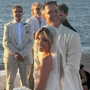 Η Σίλια Κριθαριώτη απαντά στα σχόλια για το νυφικό της Αθηνάς Οικονομάκου: «Εκφράζει πάθος, έρωτα και ελευθερία»