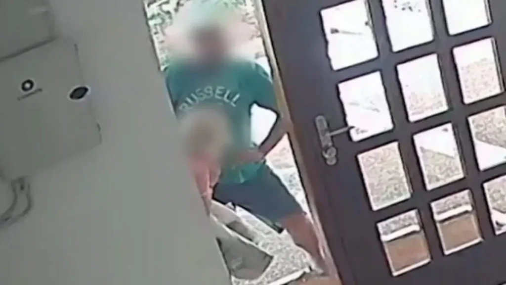 Παλαιό Φάληρο: Άγνωστος επιτέθηκε σε γυναίκα στην είσοδο του σπιτιού της – Προσπάθησε να της αρπάξει την τσάντα