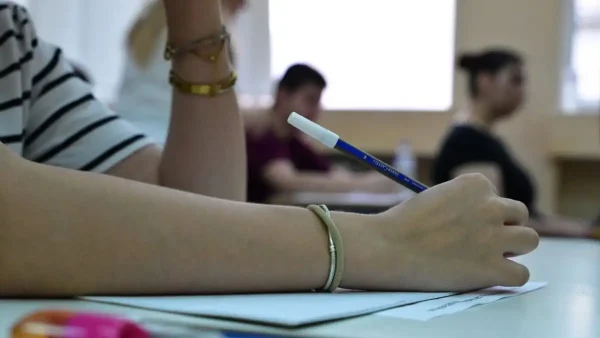 Πανελλαδικές 2026: ΕΔΕ για τα θέματα που δόθηκαν σε δύο υποψηφίους ΕΠΑΛ