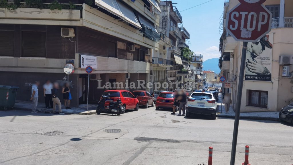 Λαμία: Ένα ακόμη τροχαίο με ντελιβερά σε διασταύρωση (ΦΩΤΟ)