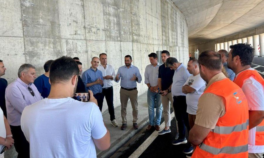 Περιφέρεια Στερεάς: Άνοιξε ο δρόμος Ροβιές - Ήλια και συμφωνήθηκε η δημιουργία Κολυμβητηρίου στην Ιστιαία