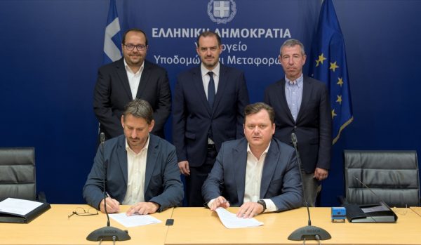 Υπεγράφη η σύμβαση για την προστασία του σιδηροδρομικού δικτύου στη Θήβα